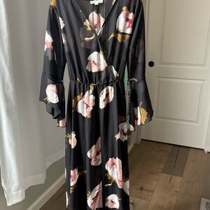 Chic Black and Pink Wrap Maxi Dress with Bell Sleeves